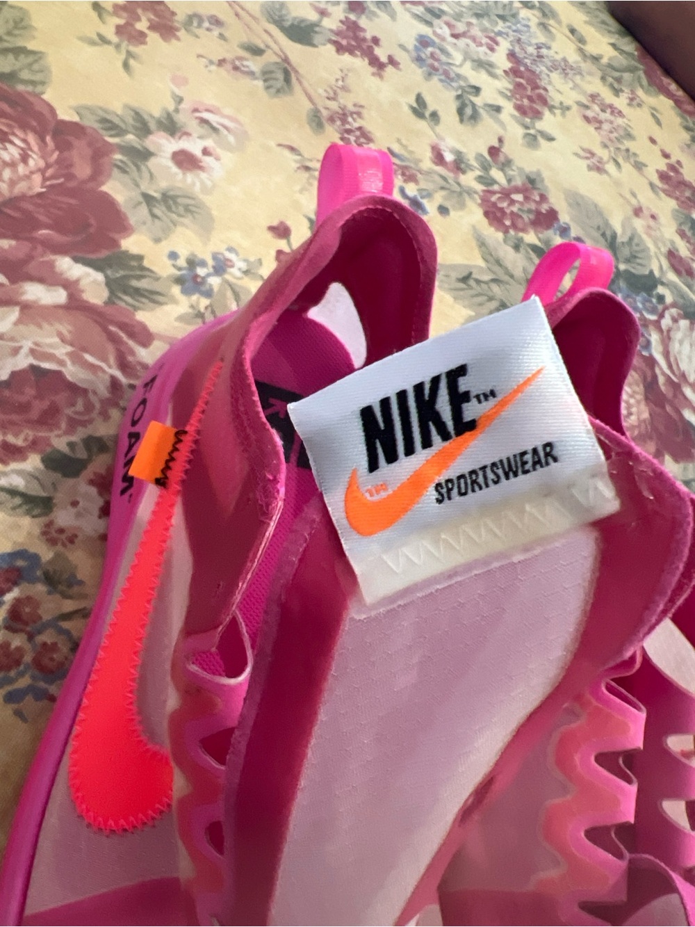 Off-White x Nike Zoom Fly SP "Tulip Pink" (Style: AJ4588-600) Men’s - Picture 8 of 13